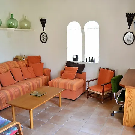 033 Villa